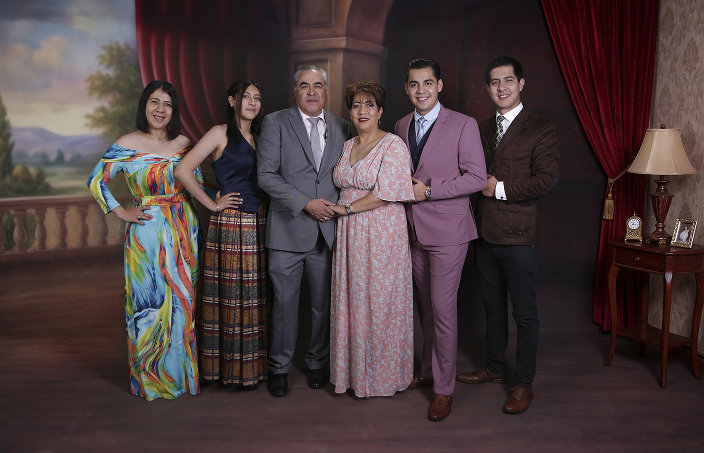 Big family portrait with grandparents, parents and children